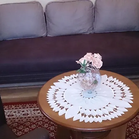 לינה וארוחת בוקר Europa