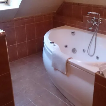 Europa Bed & Breakfast 3*